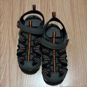 Kids Outdoor Sandals - Green and Orange